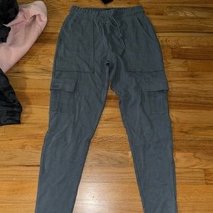 Women’s Alphalete Joggers Size Medium